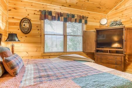 The Great Escape - Min From Parkway With Hot Tub Villa Gatlinburg Exteriör bild