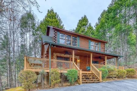 The Great Escape - Min From Parkway With Hot Tub Villa Gatlinburg Exteriör bild